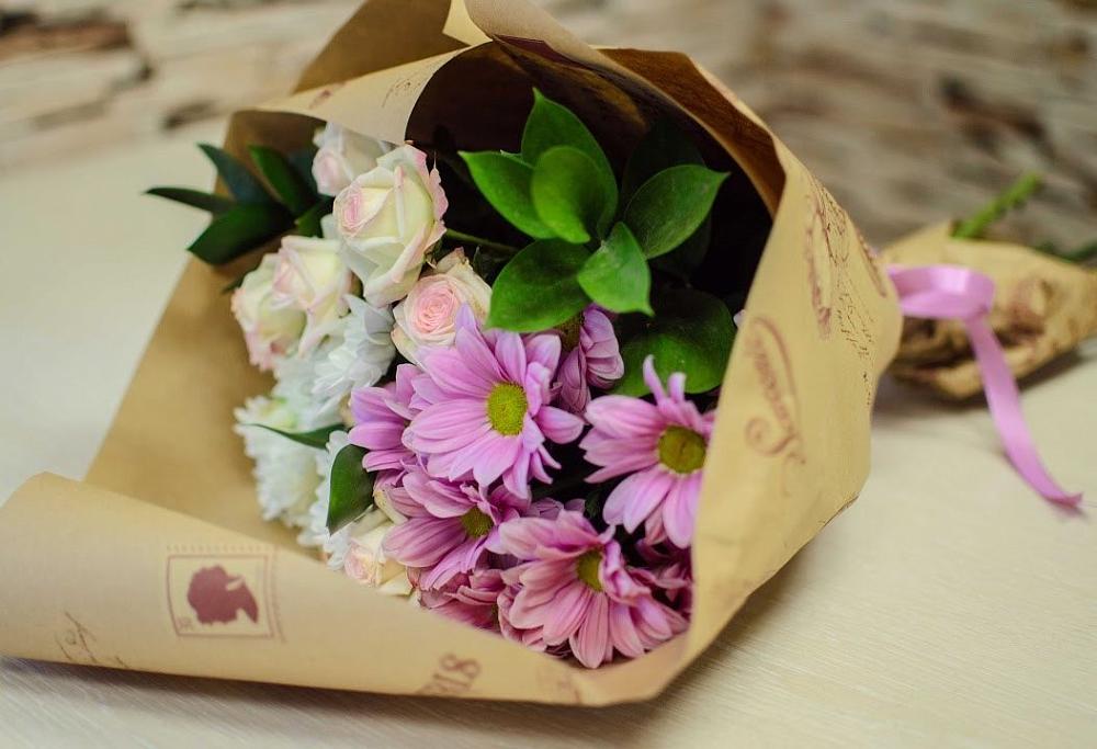 Букет цветов из: Розы и Хризантемы в Елизаветино