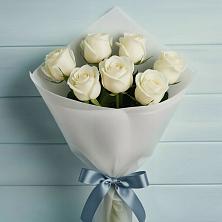 Букет 7 Белых роз Эдлесс Лав в Елизаветино