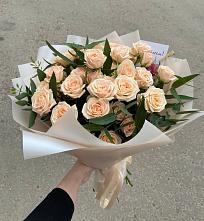 Букет Кремовые розы Латте в Елизаветино