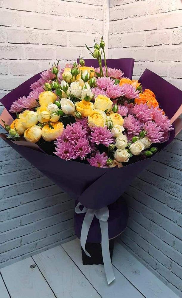 Букет цветов из: Хризантемы и Розы в Елизаветино