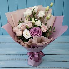 Букет цветов из:  Розы и Лизиантусы в Елизаветино