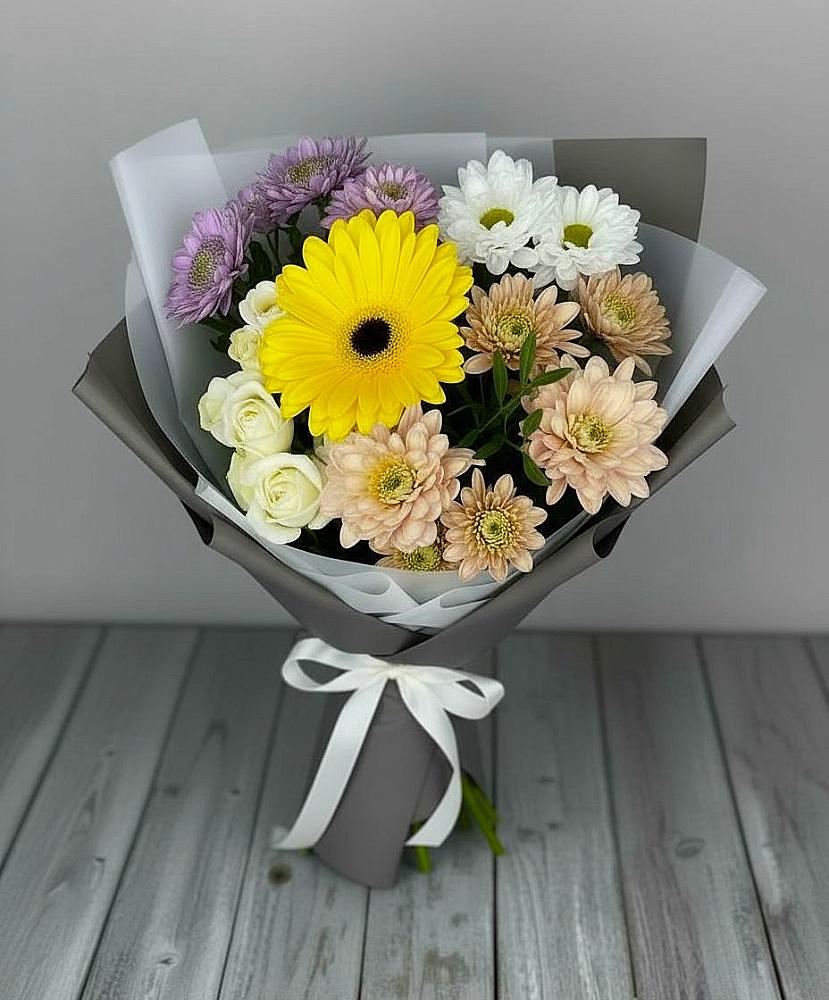 Букет цветов из: Розы, Герберы и Хризантемы в Елизаветино
