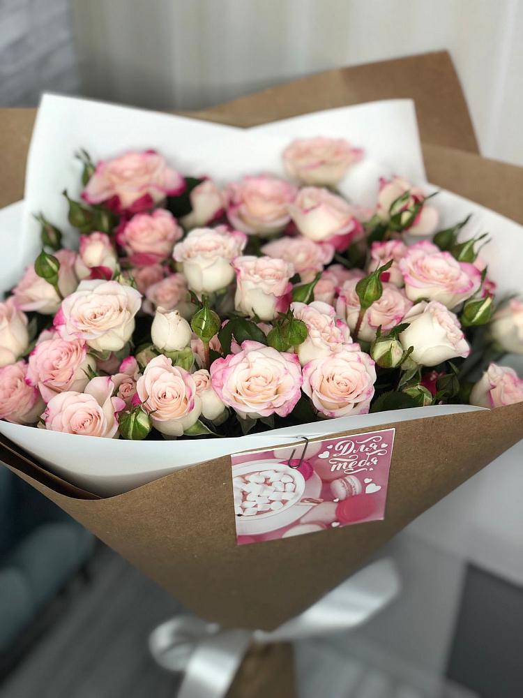 Букет цветов из: Розы в Елизаветино