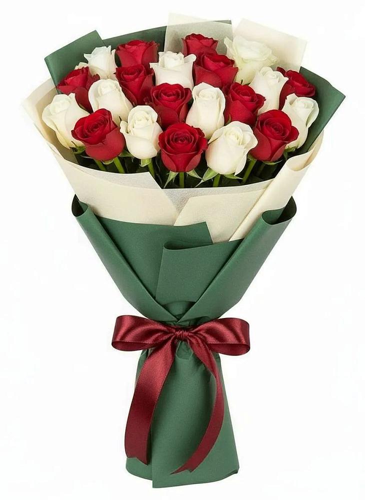 Букет Микс из красных и белых роз в Елизаветино