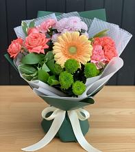 Букет цветов из:  Гвоздики, Розы, Герберы и Хризантемы #REPLACE_PRED# Елизаветино
