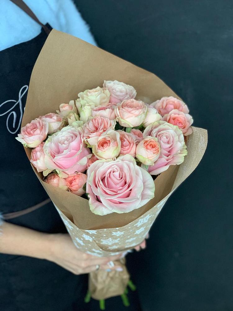 Букет цветов из: Хризантемы и Розы в Елизаветино