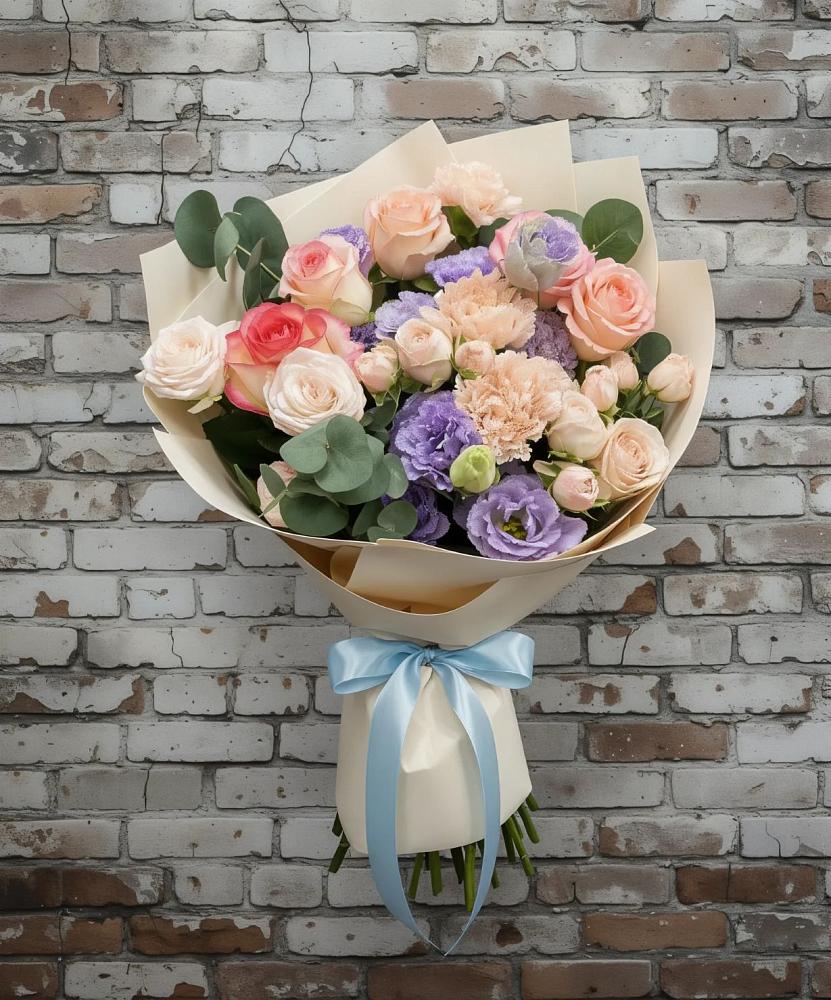 Букет цветов из: Розы, Лизиантусы и Гвоздики в Елизаветино