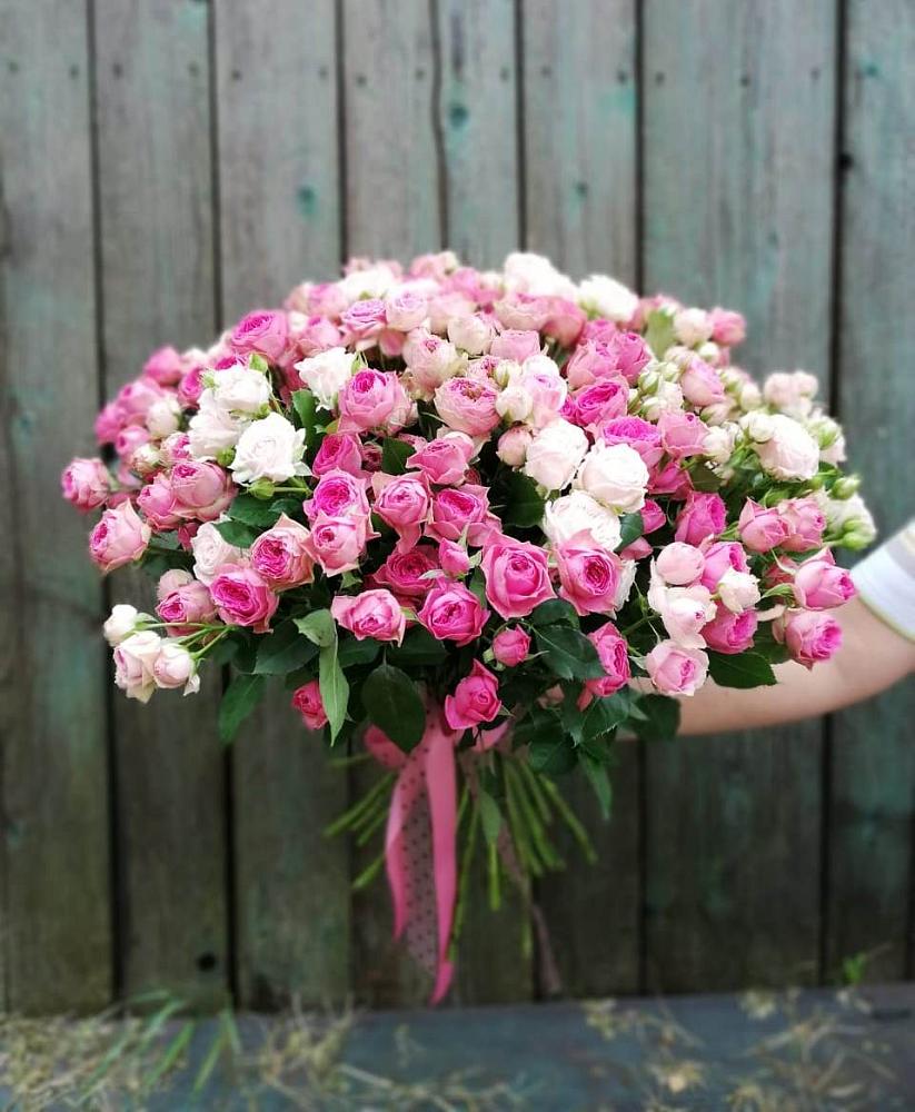 Букет Розовые кустовые розы Натали и Лав Лидия в Елизаветино