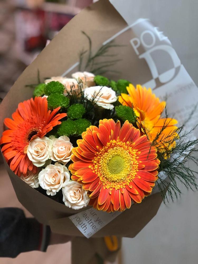 Букет цветов из: Герберы, Хризантемы и Розы в Елизаветино