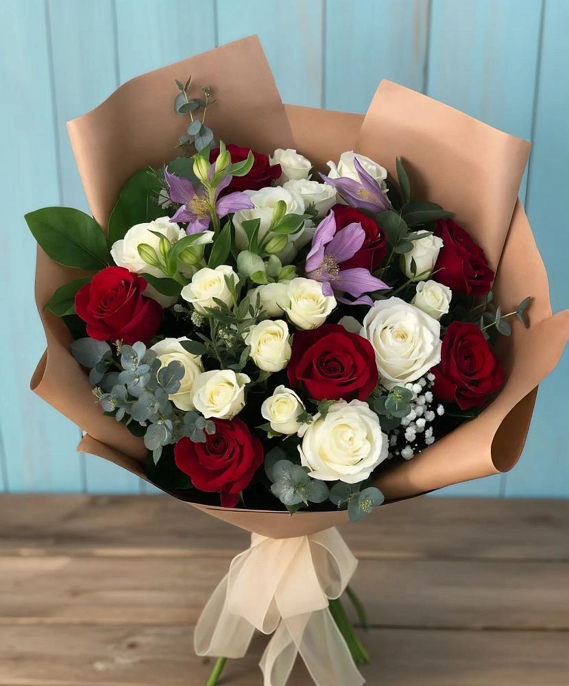 Букет цветов из: Розы и Альстромерии в Елизаветино