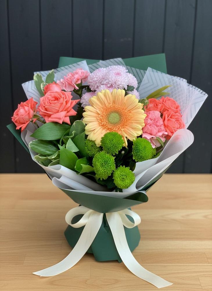 Букет цветов из: Гвоздики, Розы, Герберы и Хризантемы в Елизаветино